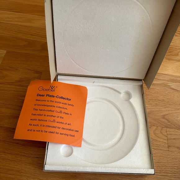 1975 First Edition Mothers Series Rabbit Plate Goebel W Germany with Box - Picture 13 of 13